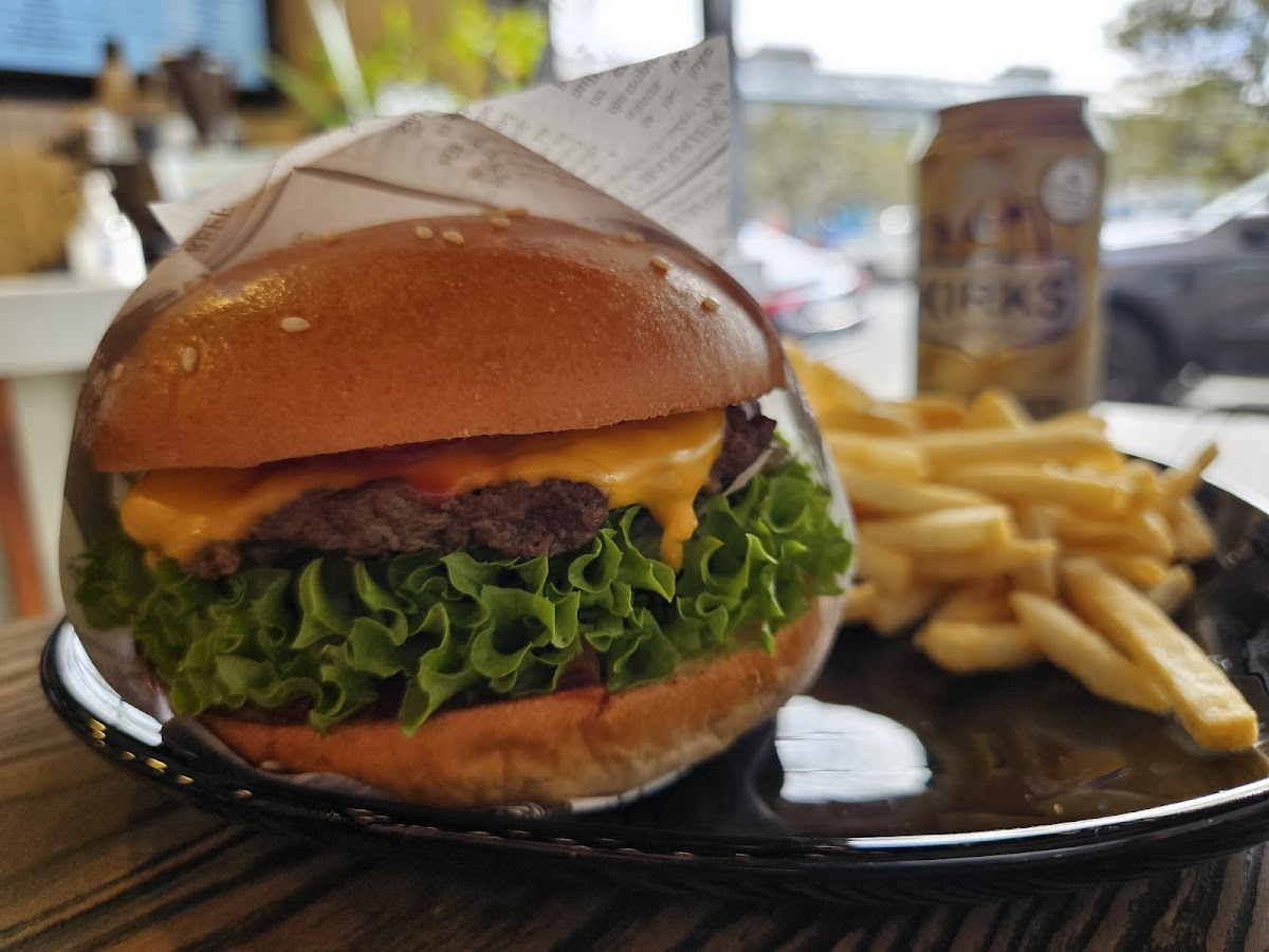 Slashed Burger Photo 6